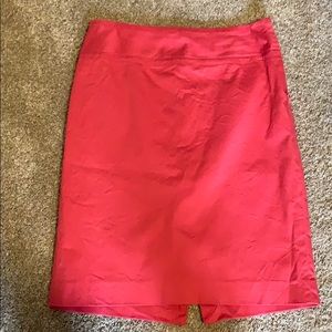 The limited coral skirt